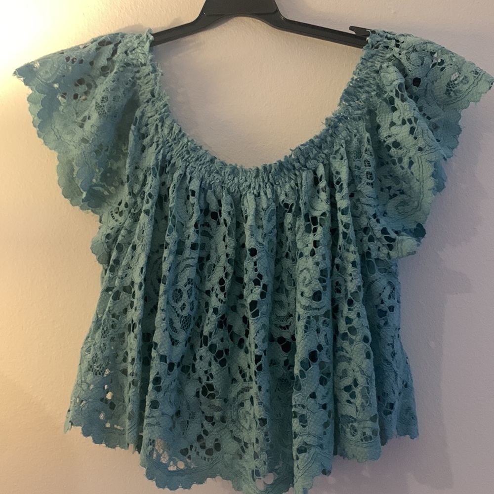 Green Flutter Sleeve Ruffled Blouse - image 2
